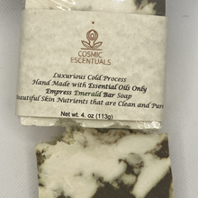 Load image into Gallery viewer, &#39;Empress Emerald&#39; Bar Soap
